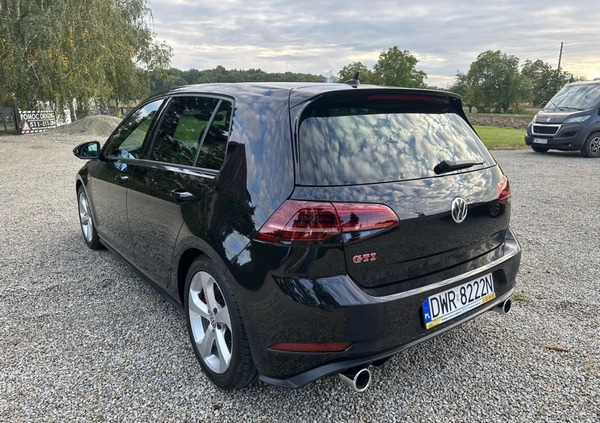 Volkswagen Golf cena 88800 przebieg: 92000, rok produkcji 2019 z Sobótka małe 562